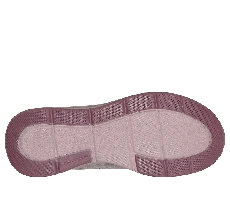 Skechers Slip-ins: BOBS Sport Arc Waves Remix - Get Grounded