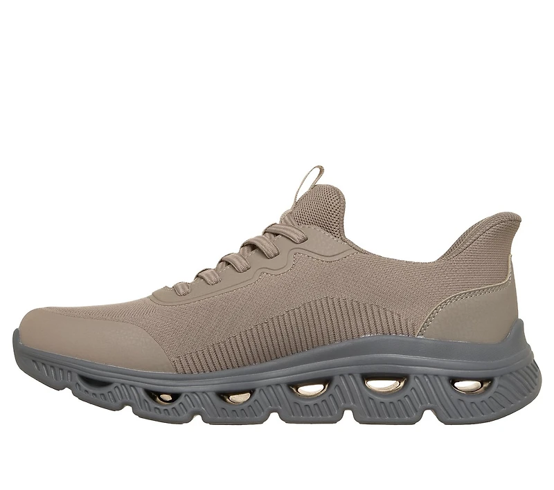 Skechers Slip-ins: BOBS Sport Arc Waves - Upper Motion
