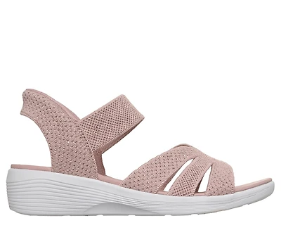 Skechers Slip-ins: Arya
