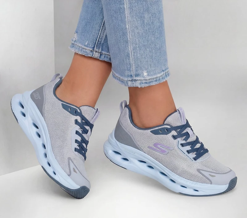 Max Cushioning Glide-Step