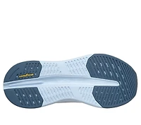 Max Cushioning Glide-Step