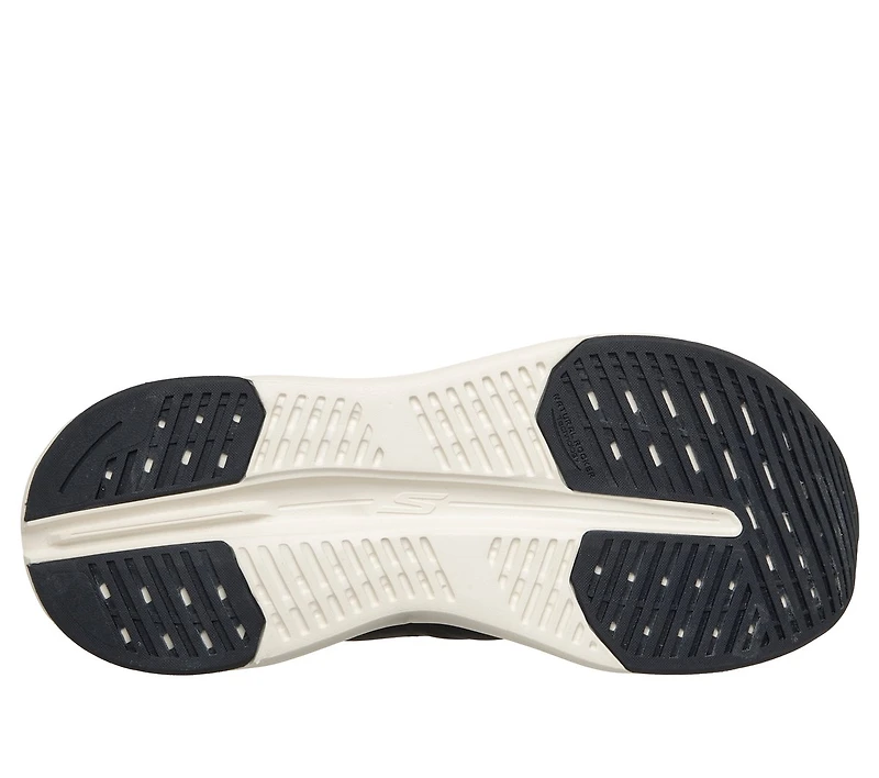 Max Cushioning Glide-Step Sandal