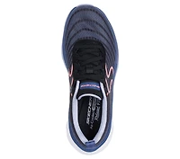 Relaxed Fit: D'Lux Vapor