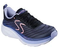 Relaxed Fit: D'Lux Vapor