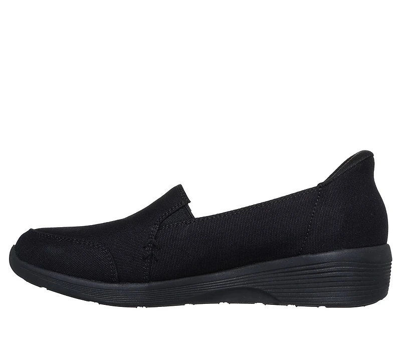 Skechers Slip-ins: Arya - Extraordinary