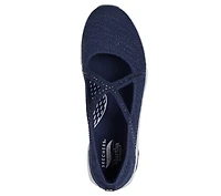 Martha Stewart: Arch Fit Living - Meadow Walks