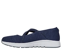 Martha Stewart: Arch Fit Living - Meadow Walks