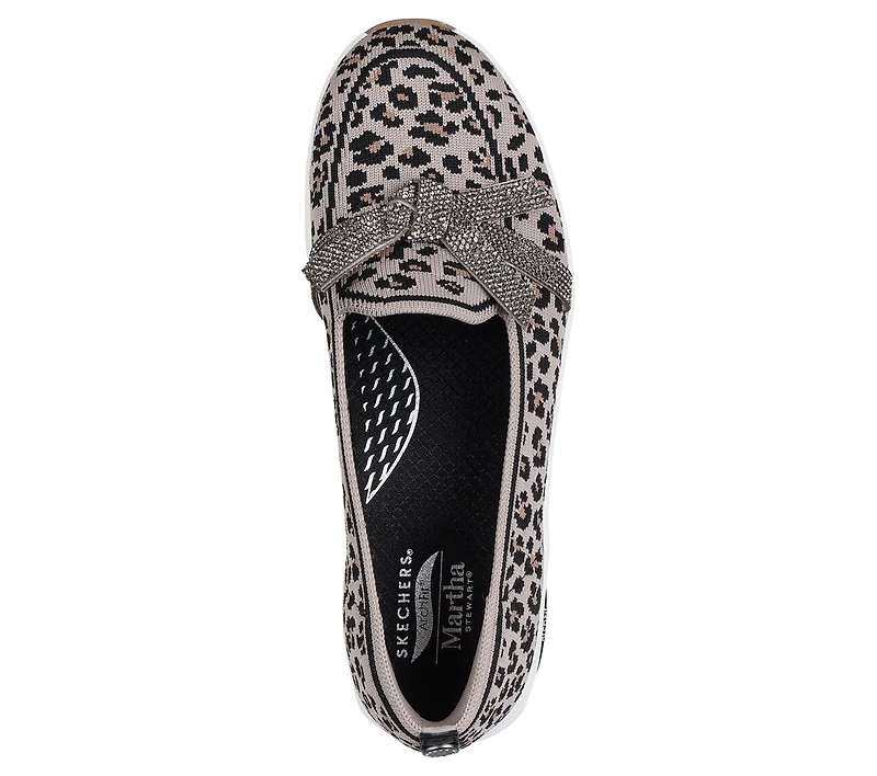 Martha Stewart: Arch Fit Living