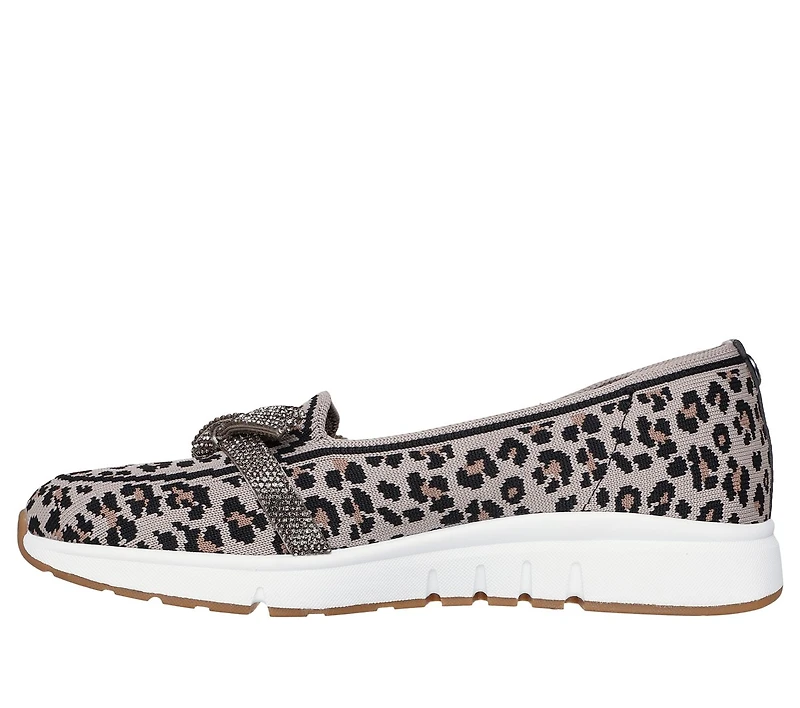 Martha Stewart: Arch Fit Living