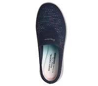 Relaxed Fit: Easy Going - Clear Days