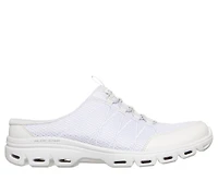 Relaxed Fit: Glide-Step Comfort