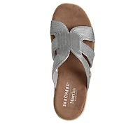 Martha Stewart: Iris - Unstoppable