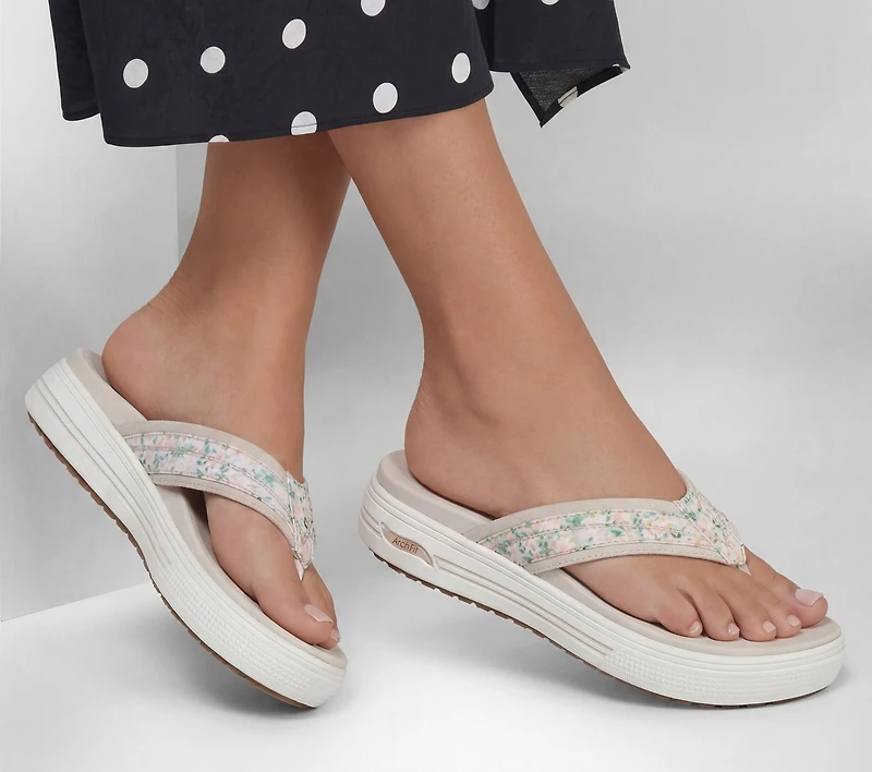 Arch Fit Arcade Sandal - Flora Friends