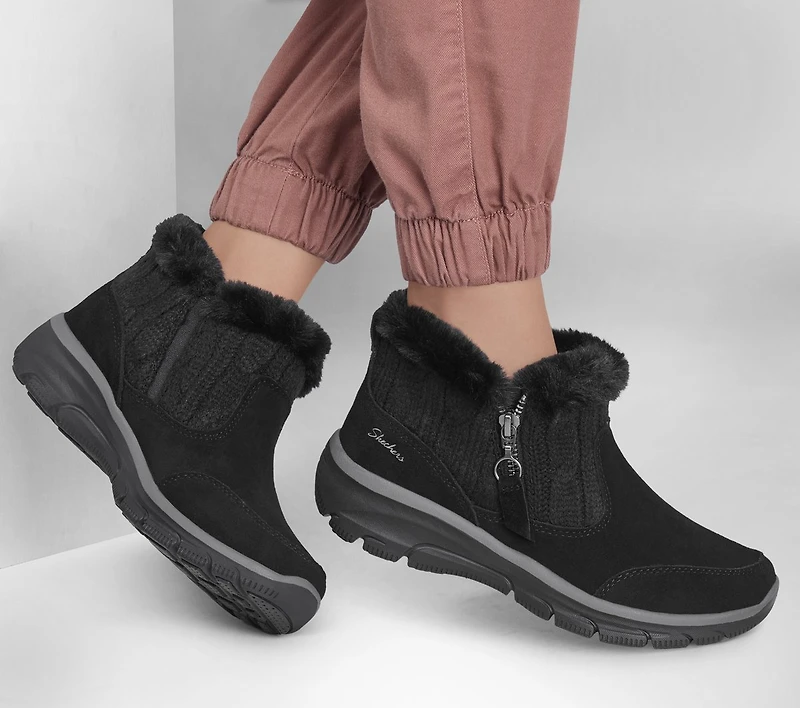 Relaxed Fit: Easy Going - Cozy Inn