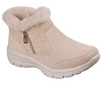 Relaxed Fit: Easy Going - Gentle Fall