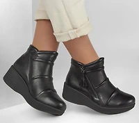 Relaxed Fit: Parallel Lite