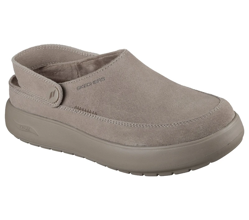 Relaxed Fit: GO WALK Horizon - Casey