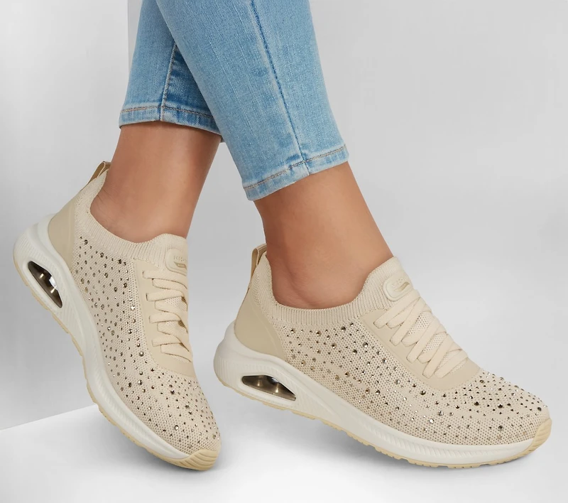 Relaxed Fit: Arch Fit UNO - Starla