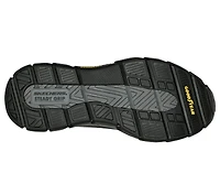 Relaxed Fit: Respected