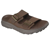 Relaxed Fit: Delano Sandal