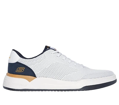 Relaxed Fit: Corliss