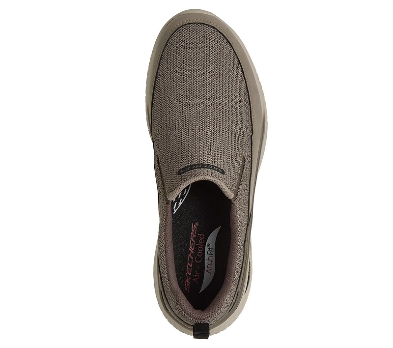 Relaxed Fit: Arch Fit Crosser - Virgil