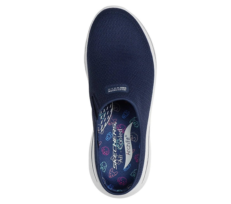 Relaxed Fit: GO WALK Arch Fit N-Joy