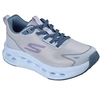Max Cushioning Glide-Step