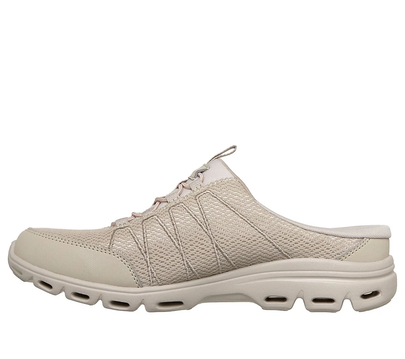 Relaxed Fit: Glide-Step Comfort