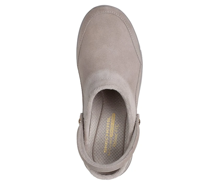 Relaxed Fit: Easy Going - Distinctive Charm