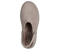 Relaxed Fit: GO WALK Horizon - Casey