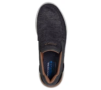 Relaxed Fit: Hasting