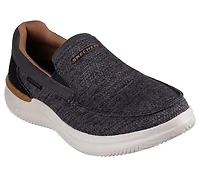 Relaxed Fit: Hasting