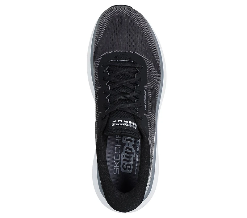 Skechers Slip-ins: Max Cushioning Endeavour