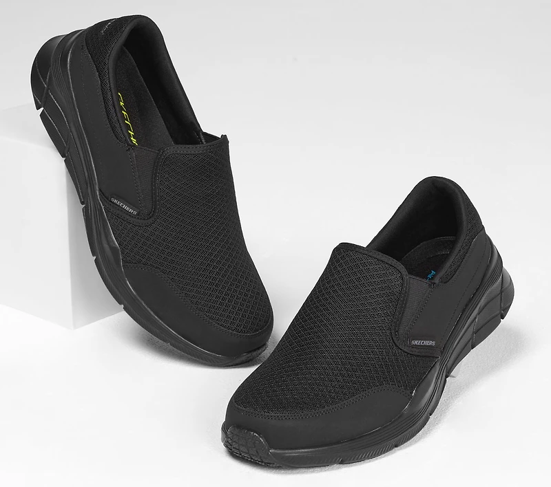 Relaxed Fit: Equalizer 4.0