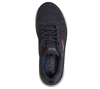 Relaxed Fit: D'Lux Walker 2.0