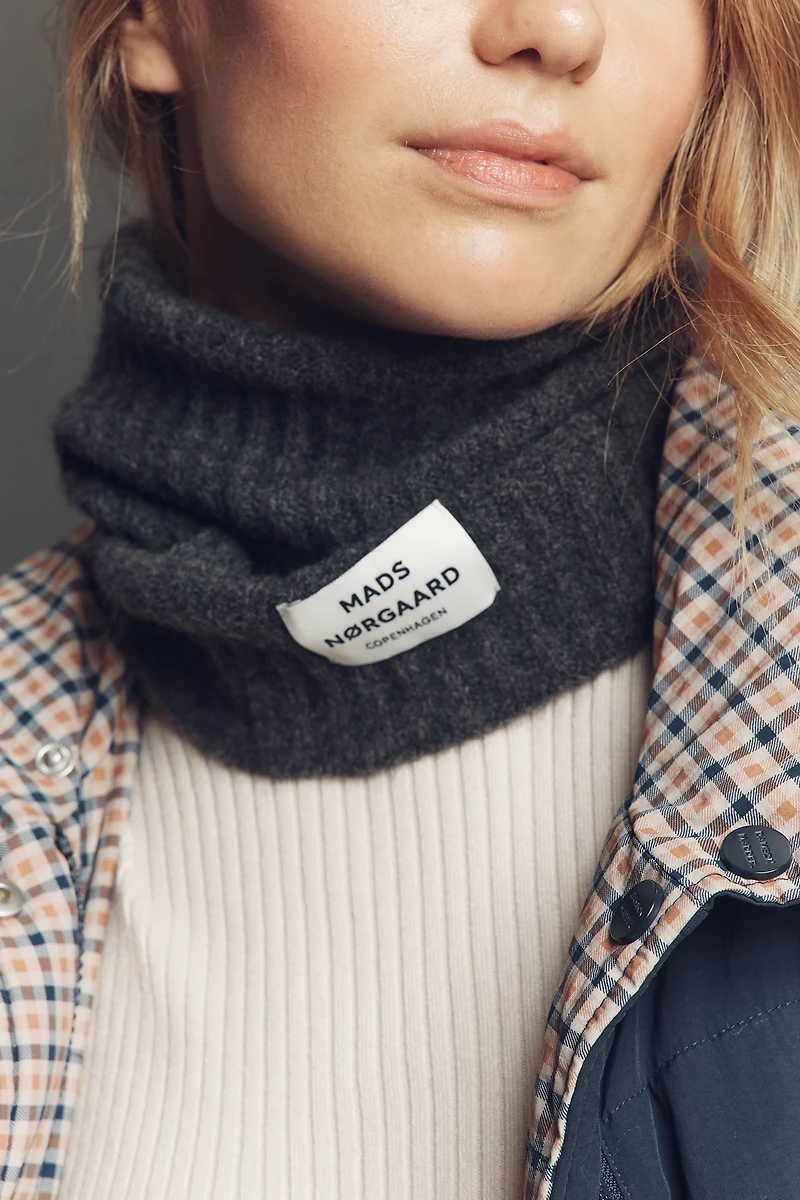 Mads Nørgaard Neck Piece