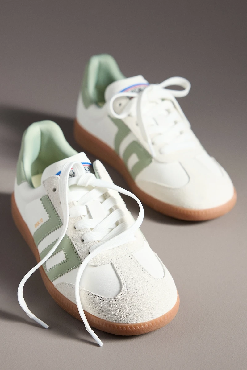 Back 70 Cloud 2505 Sneakers