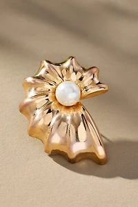 @heynasreen Pearl Shell Post Earrings