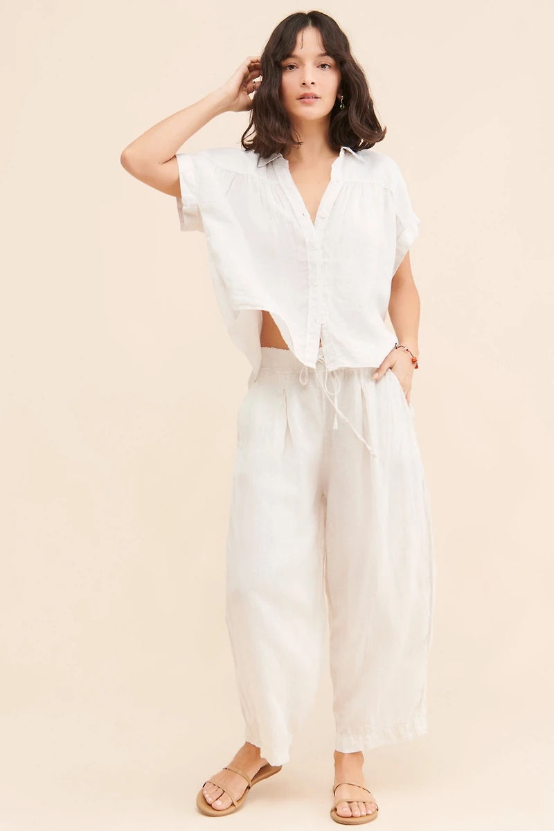 Velvet by Graham & Spencer Hannah Linen Top