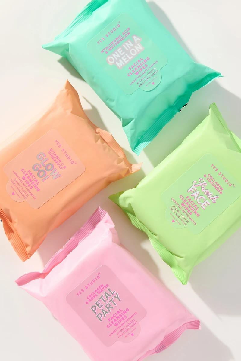 Yes Studio Clean Sweep Facial Cleansing Wipes Set