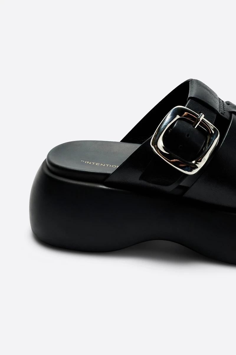 Intentionally Blank Nell Platform Slide Sandals