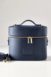 ETOILE Oval Toiletry Case