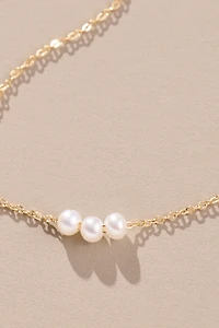 Set & Stones Caroline Pearl Necklace