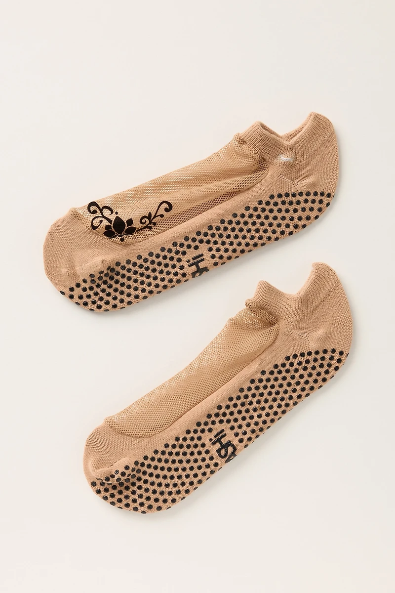Shashi Classic Mesh Regular Toe Pattern Socks