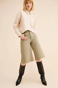 Moon River Curved Hem Long Sleeve Shirt