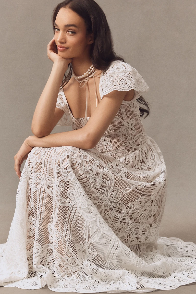 Dress The Population Janis Flutter-Sleeve Lace Maxi