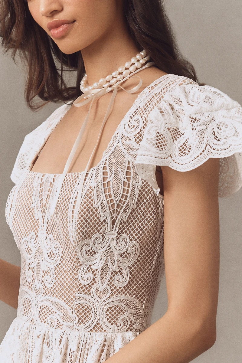 Dress The Population Janis Flutter-Sleeve Lace Maxi