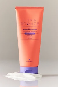 Luna Bronze Glow Gradual Tanning Moisturizer