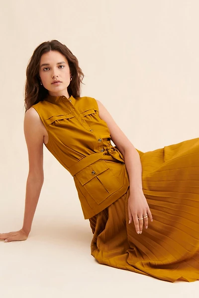 Pleated Sleeveless Midi Dress